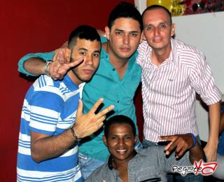 Foto 27 de Mayo 18 del 2013 en Babel / Barra Libre Cali, Cali