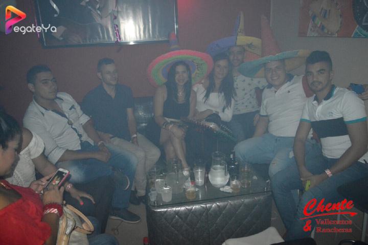 Foto 16 de Chente - Amor & Amistad 2016 en CHENTE Vallenatos y Rancheras, Cali