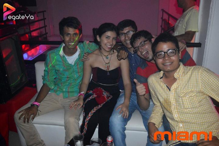 Foto 27 de Miami Bar - Amor & Amistad 2016 en Miami Bar Cali, Cali