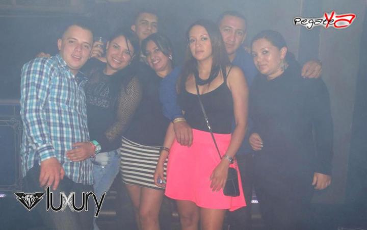 Foto 71 de Luxury - Septiembre 27 en Discoteca Luxury Medellin, Medellín