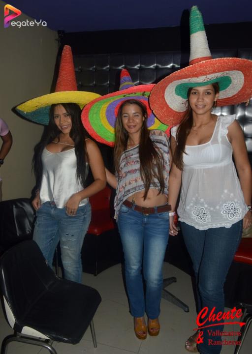 Foto 17 de CHENTE - 2do FDS MAYO 2016 en CHENTE Vallenatos y Rancheras, Cali