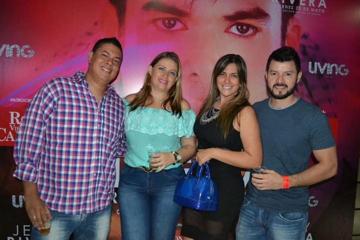 Foto 39 de Living Night Club - 3er Aniversario 2016 en Living Night Club, Cali