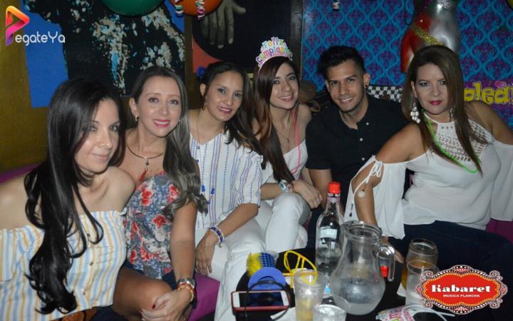 Foto 6 de Kabaret Bar - 1ER Fds Junio 2017 en Kabaret - Granada, Cali