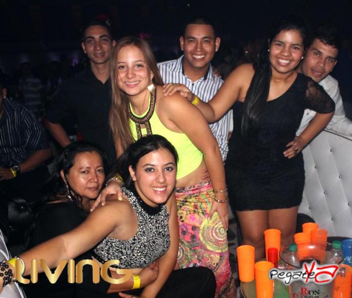 Foto 58 de Living Night Club - Oct 11 en Living Night Club, Cali