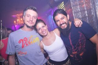 Foto 96 de Bar BLING 12 de abril de 2014 en Bar Bling Bucaramanga, Bucaramanga