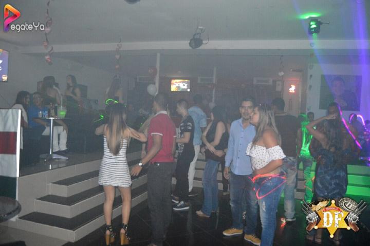 Foto 23 de EL DF - 2do Fds Mayo 2017 en El DF Club Discoteca