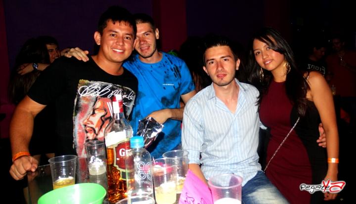 Foto 55 de Sam Puès Bar - Agosto 29 y 30 en Discoteca Sam Pues Medellin, Medellín