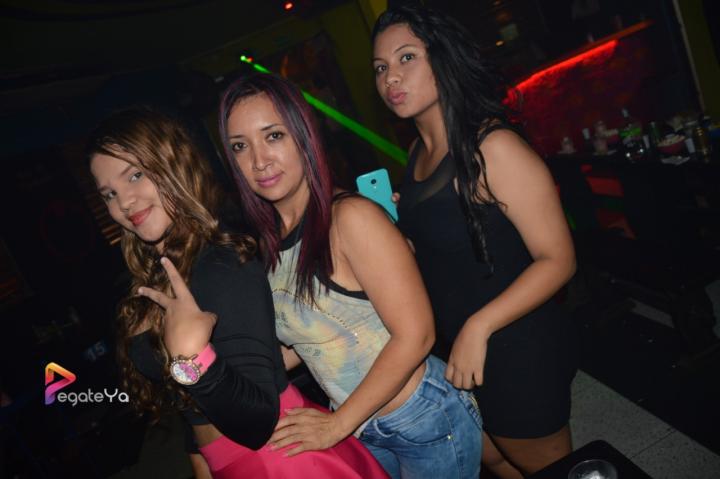 Foto 15 de El Manicomio sábado 27 de junio 2015 en Discoteca El Manicomio Bucaramanga, Bucaramanga