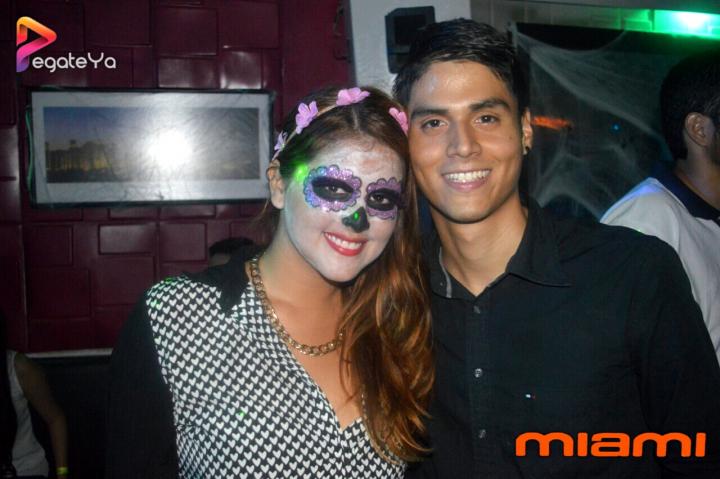 Foto 51 de Miami - Halloween 2015 en Miami Bar Cali, Cali