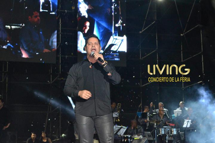 Foto 39 de Living Conciertos Feria De Cali 2016 en Living Night Club, Cali