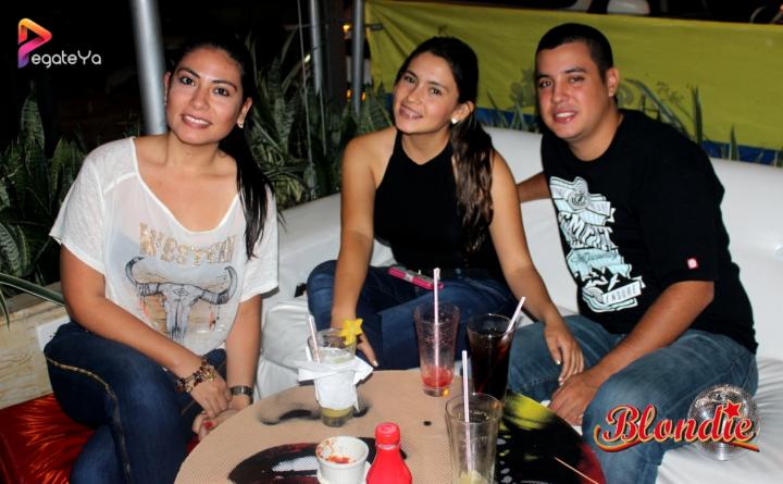 Foto 25 de Blondie - 1er FDS Julio 2015 en Blondie Bar Cali, Cali
