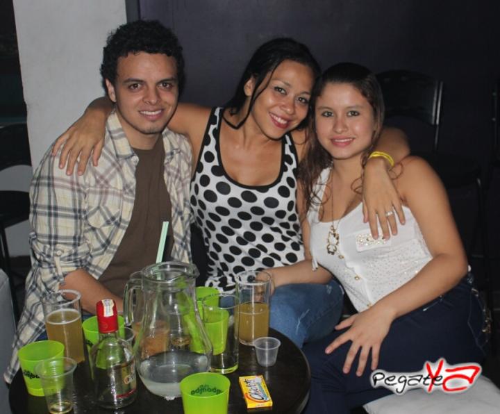 Foto 20 de ZAMBOMBA - julio 19 en Club Zambomba, Cali