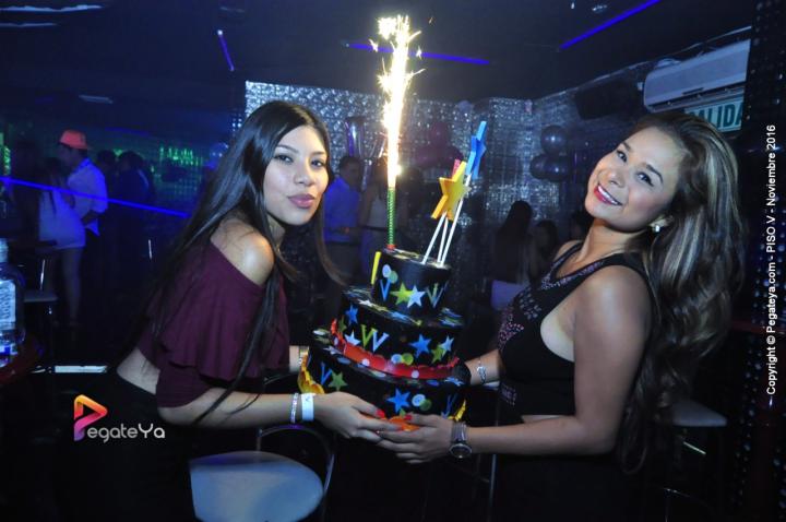 Foto 21 de Piso V - sabado 19 de Nov 2016 en Bar Piso V Bucaramanga, Bucaramanga