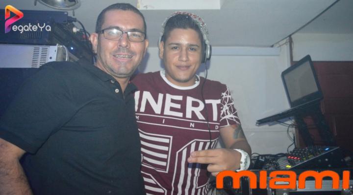 Foto 28 de Miami Bar Cali 2016-03-09 en Miami Bar Cali, Cali