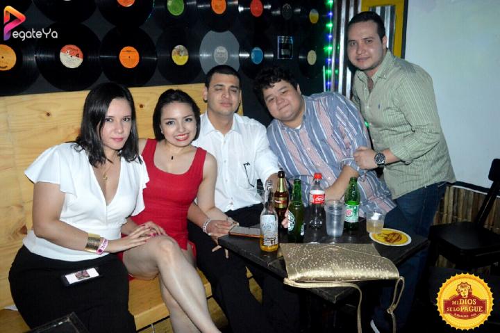 Foto 87 de Mi Dios se lo Pague - 5to Fds Abril 17 en Fonda Mi Dios Se Lo Pague, Cali