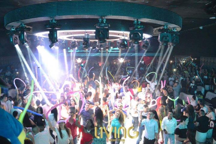 Foto 35 de Living - 1er Fds Junio 2017 en Living Night Club, Cali