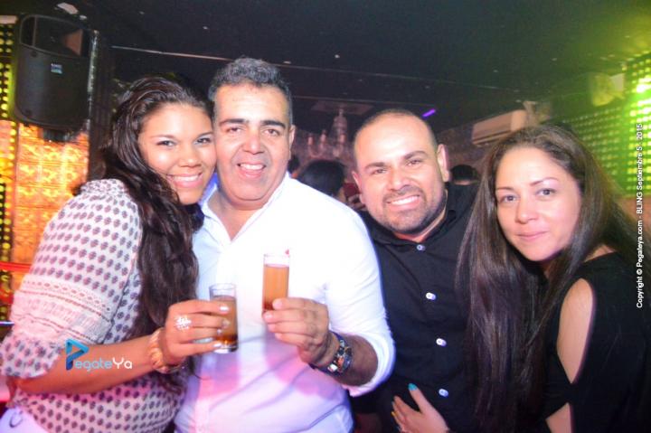 Foto 30 de BLING - sabado 5 Sep 2015 en Bar Bling Bucaramanga, Bucaramanga