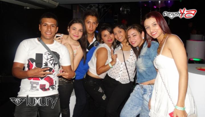 Foto 42 de Luxury - Nov 15 y 22 del 2014 en Discoteca Luxury Medellin, Medellín