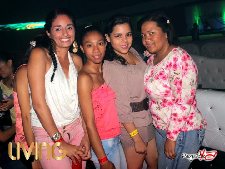 Foto 17 de Living - 3er FDS Octubre en Living Night Club, Cali