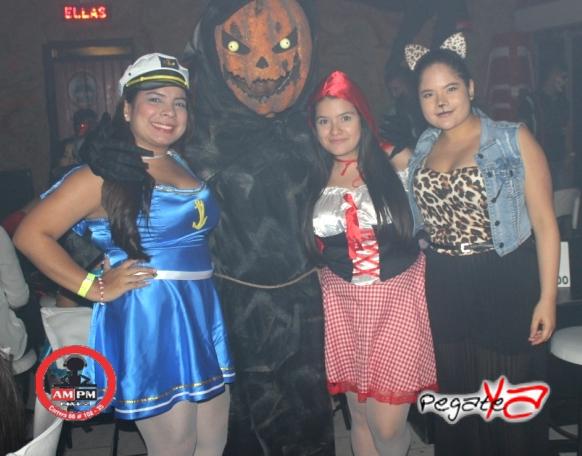 Foto 31 de Ampm Bar - Halloween 2014 en Am / PM Bar - Cali, Cali