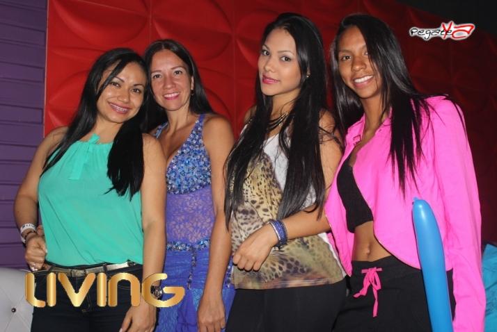 Foto 61 de Living - 4to FDS Nov 2014 en Living Night Club, Cali