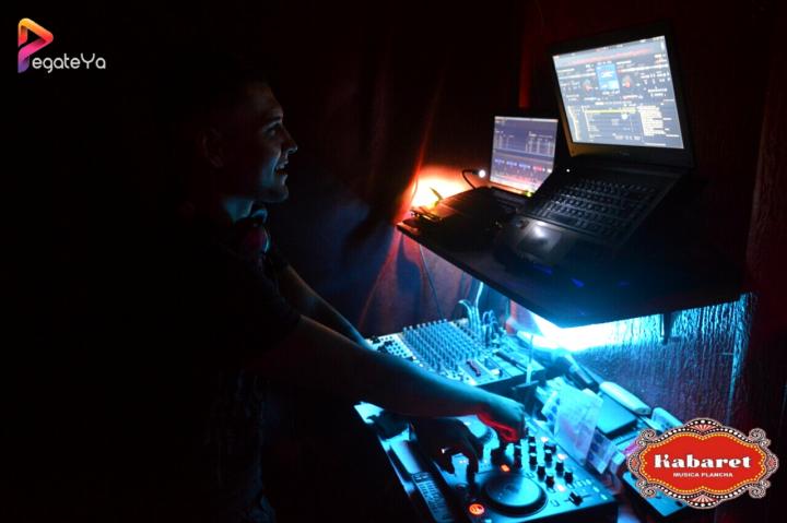 Foto 1 de Kabaret Bar - 5to Fds Abril 2016 en Kabaret - Granada, Cali