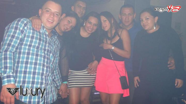 Foto 73 de Luxury - Septiembre 27 en Discoteca Luxury Medellin, Medellín