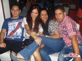 Foto 9 de Abril 28 y Mayo 5 en Miami Bar Cali, Cali