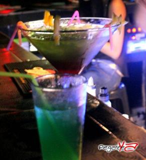 Foto 14 de Noviembre 16 del 2013 en Moon Cocktail & Shots