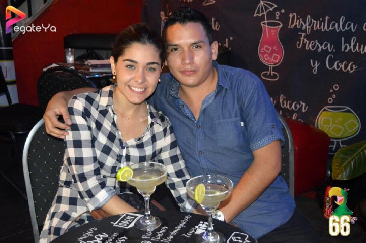 Foto 13 de La lora Bar - AMOR & AMISTAD Sept. 2016 en La Lora Bar, Cali