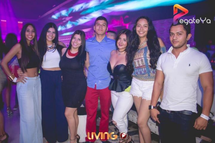 Foto 7 de Living - AMOR & AMISTAD 2016 en Living Night Club, Cali