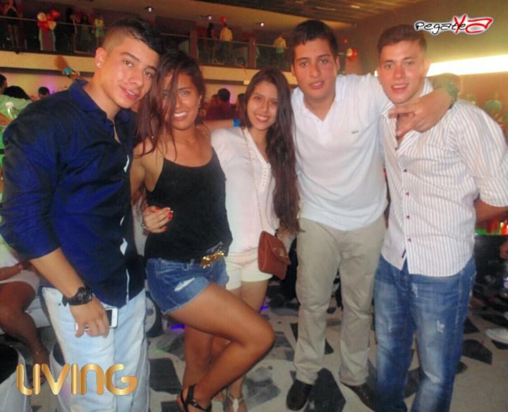 Foto 53 de Living - Amor y Amistad en Living Night Club, Cali