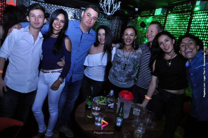 Foto 25 de PISO V - Sábado 5 de julio de 2017 en Bar Piso V Bucaramanga, Bucaramanga