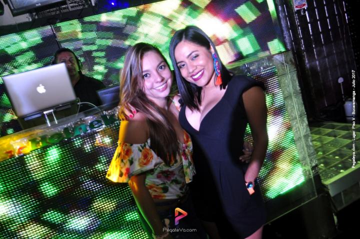 Foto 7 de PISO V - Sabado 22 de julio de 2017 en Bar Piso V Bucaramanga, Bucaramanga