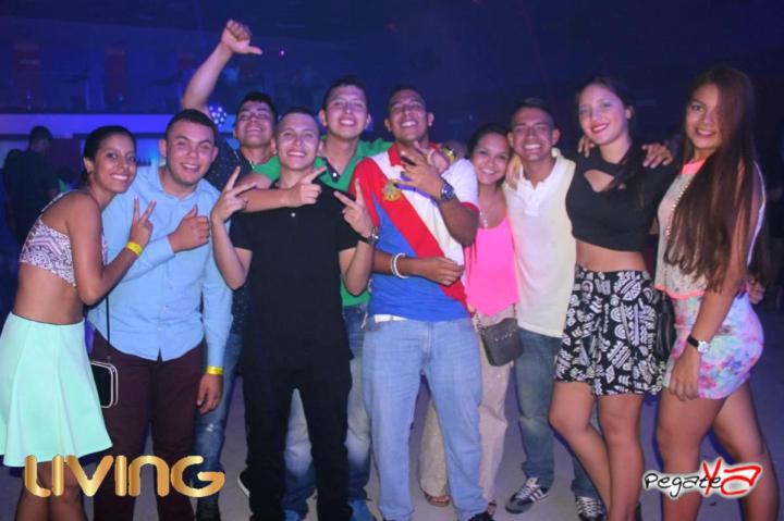 Foto 60 de Living Night Club - Oct 11 en Living Night Club, Cali