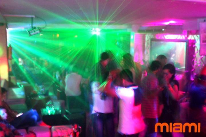Foto 16 de Miami Bar . 4to FDS Abril 2015 en Miami Bar Cali, Cali