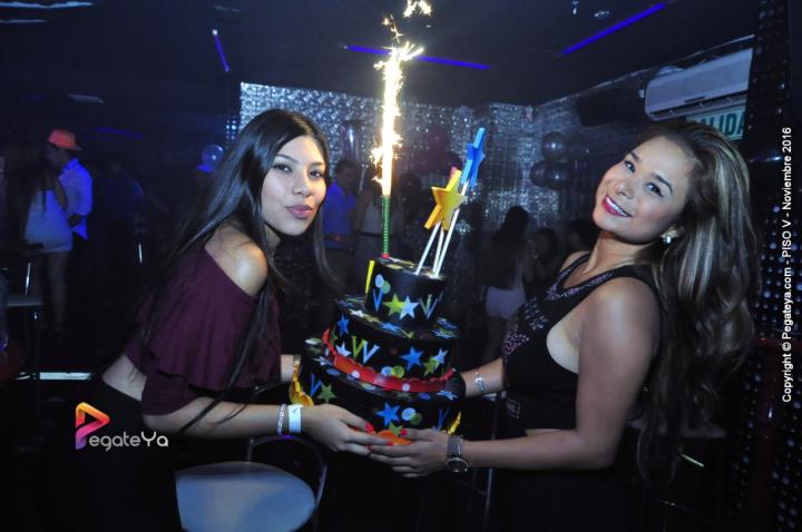 Foto 22 de Piso V - sabado 19 de Nov 2016 en Bar Piso V Bucaramanga, Bucaramanga