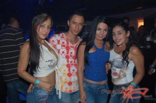 Foto 26 de Discoteca Karma 25 de Mayo en Discoteca Karma Medellin, Medellín