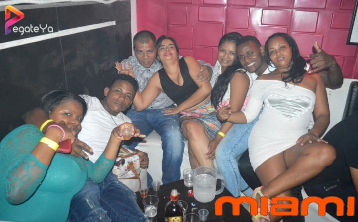 Foto 29 de Miami Bar Cali 2016-03-09 en Miami Bar Cali, Cali