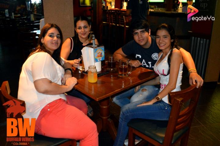 Foto 6 de Bufalo Wings - 1er FDS Agosto 2015 en Búfalo Wings - Cali, Cali