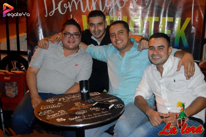 Foto 8 de La lora Bar - FERIA DE CALI Dic 2016 en La Lora Bar, Cali