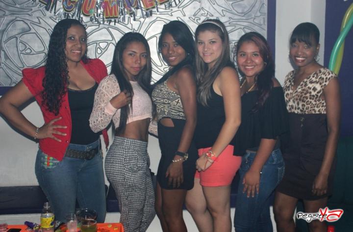 Foto 4 de Ahma Bar - 1er FDS Nov 2014 en Ahma Cali, Cali