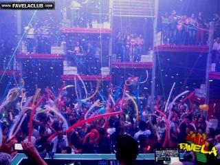 Foto 15 de Favela Club - Mayo 18 del 2013 en Favela Club, Cali