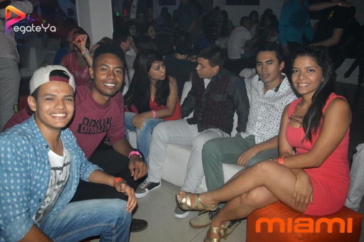 Foto 29 de Miami Bar - Amor & Amistad 2016 en Miami Bar Cali, Cali
