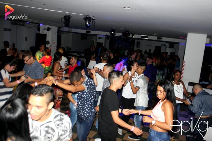 Foto 35 de Epika Night Club - 3er FDS Febrero 2016 en Epika Night Club, Cali