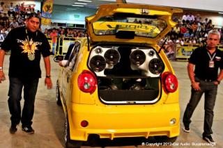 Foto 129 de Chicas Car Audio 2012 - Cenfer Bucaramanga en Chicas Car Audio 2012, Bucaramanga