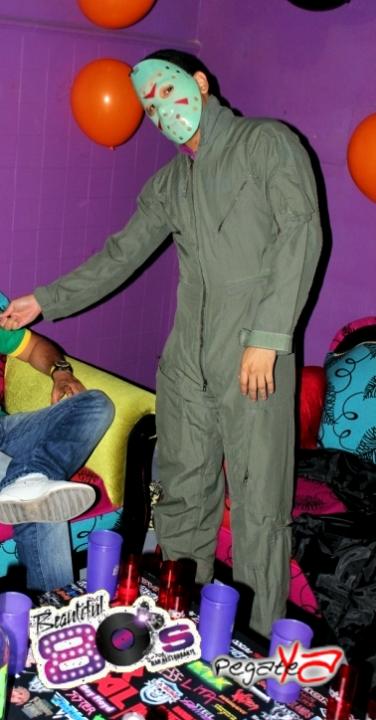 Foto 24 de Beautiful 80`s - Halloween 2014 en Beautiful 80`s Cali, Cali