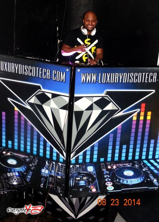 Foto 25 de Luxury - Agosto 23 en Discoteca Luxury Medellin, Medellín