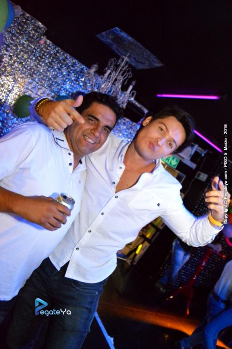 Foto 128 de PISO V - 12 marzo 2016 en Bar Piso V Bucaramanga, Bucaramanga