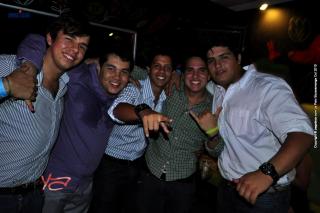 Foto 15 de Discoteca Le PArc Bucaramanga Mayo 2013 en Le Parc Bar Bucaramanga, Bucaramanga